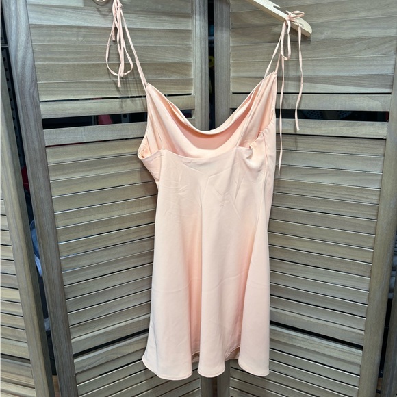 Abercrombie Peachy Mini Dress - Picture 2 of 3